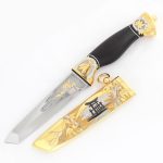 سكين ياباني بديكور تقليدي ومقبض خشبي ونمط ذهبي