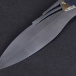 The blade is a feather. Sharp blade with slotted notches