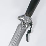 The dagger’s guard is made in the shape of a horse’s head with a flowing mane and a pigtail “woven” into it with a guard amulet made of agate. The front part of the horse is covered with silver, it is clearly detailed, up to the expression of wise eyes.