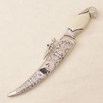 Gift knife with a handle in the form of a falcon's head buy in the UAE