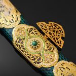 Scabbard decorated with snake skin and gold plates