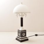 Table lamp